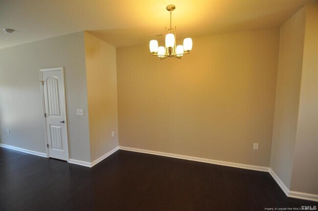 Building Photo - 209 Brier Crossings Loop