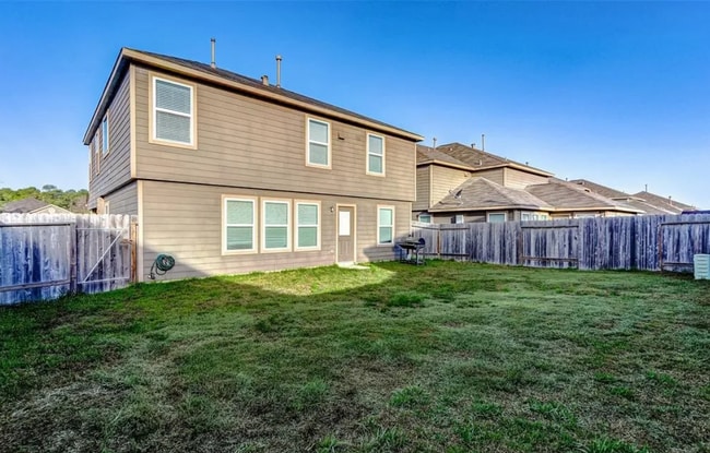 Building Photo - 21126 Fox Hillside Way