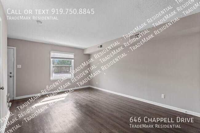 Building Photo - 646 Chappell Dr