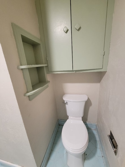 Building Photo - 311 S Park Ave