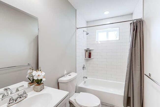 Building Photo - 51 Indian Ave