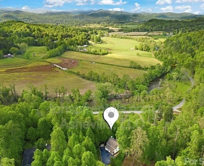 Building Photo - 28 Big Rock Rd