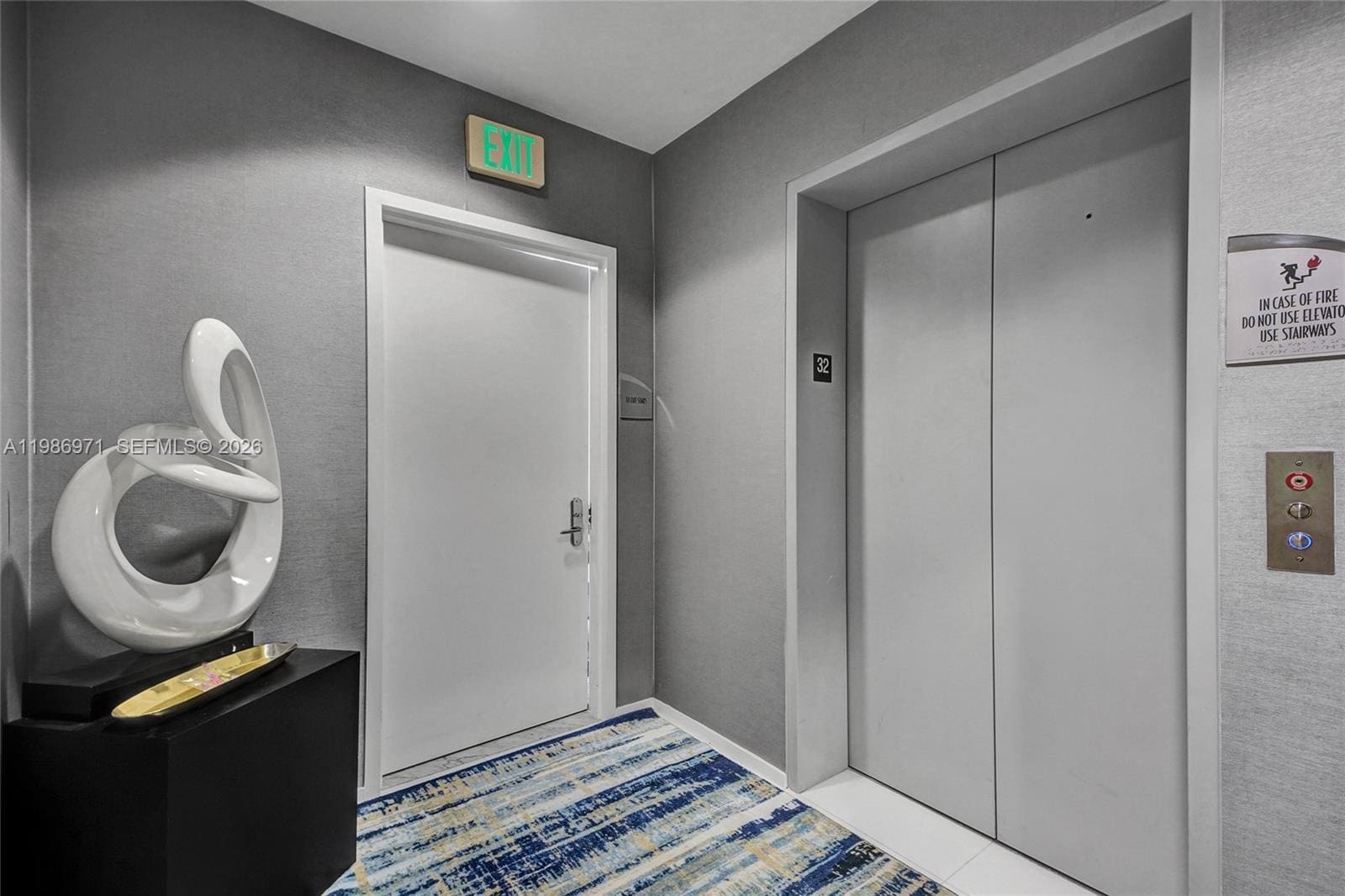 Building Photo - 17121 Collins Ave