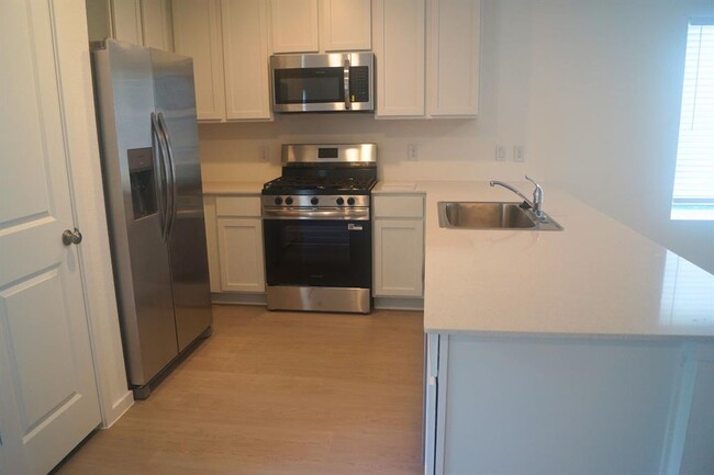 Building Photo - 272 Laura Leigh Ln