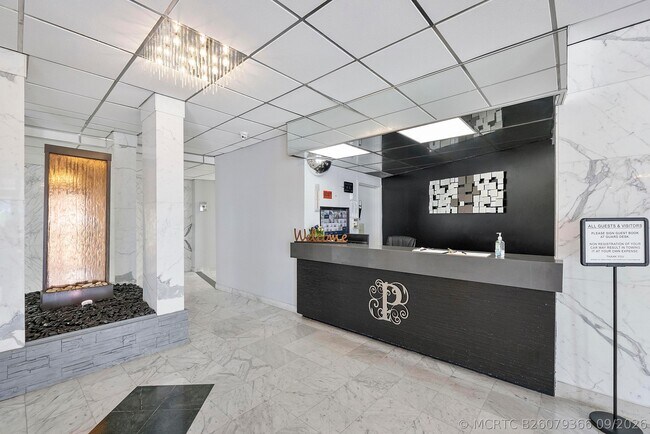 Building Photo - 2851 S Ocean Blvd