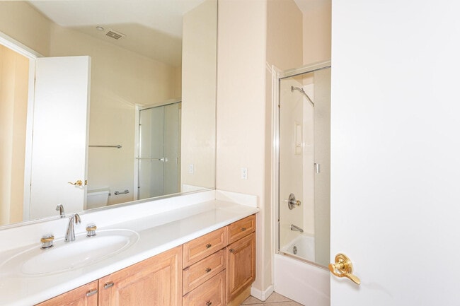 Building Photo - 11183 E Beck Ln