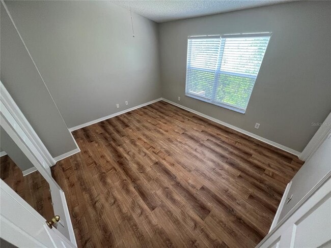 Building Photo - 676 Vallance Way NE