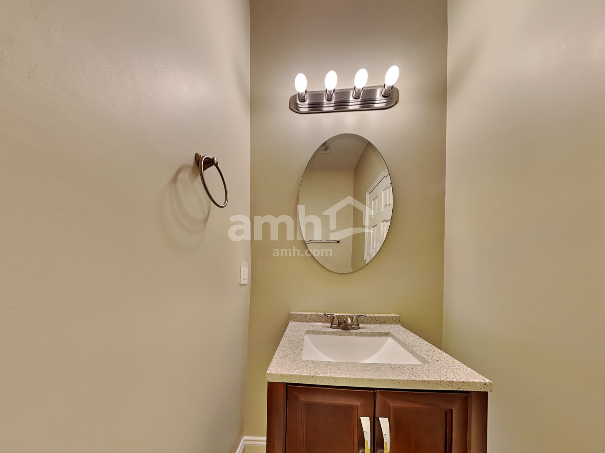 Building Photo - 284 Killarney Trl