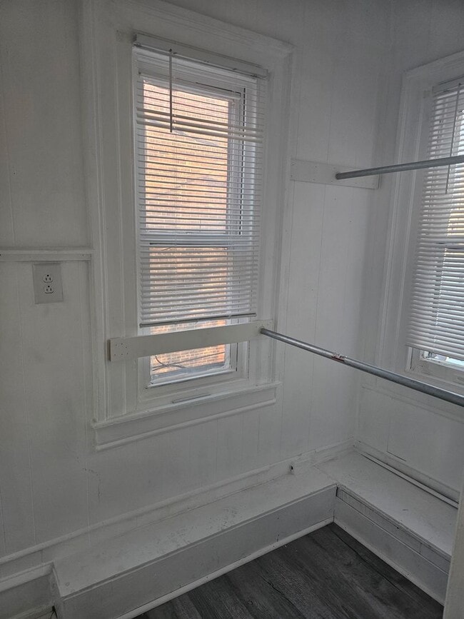 Building Photo - 1673 Harrison St