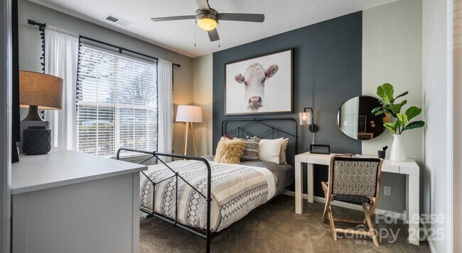 Building Photo - 14325 Plantation Park Blvd