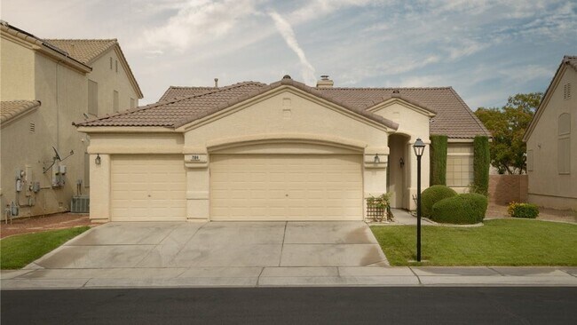 Building Photo - 7584 Splashing Rock Dr