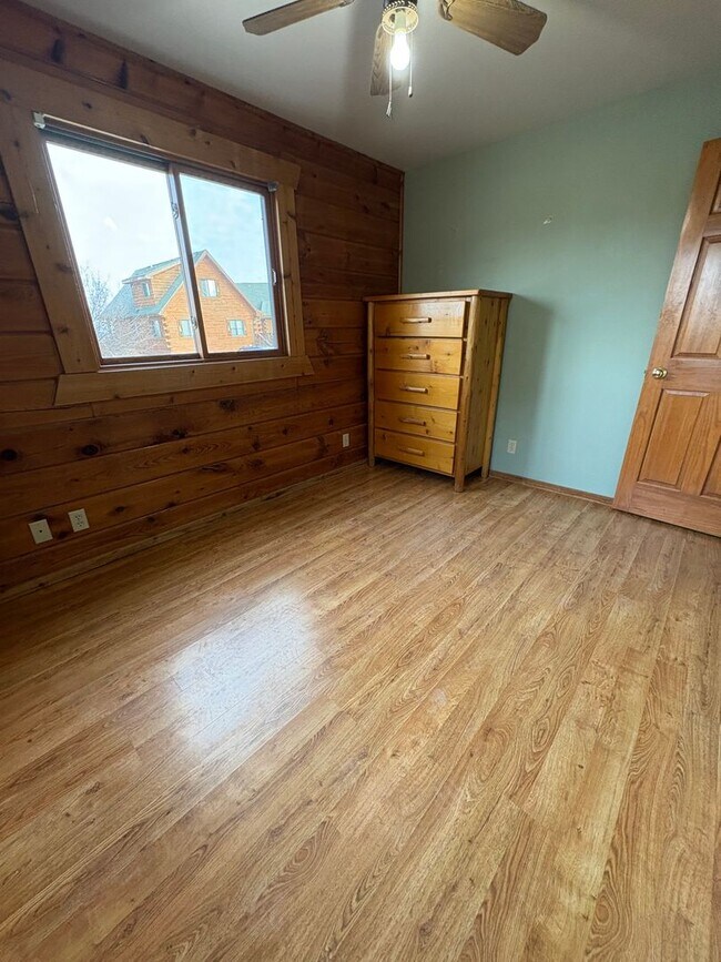 Building Photo - D2D - 01