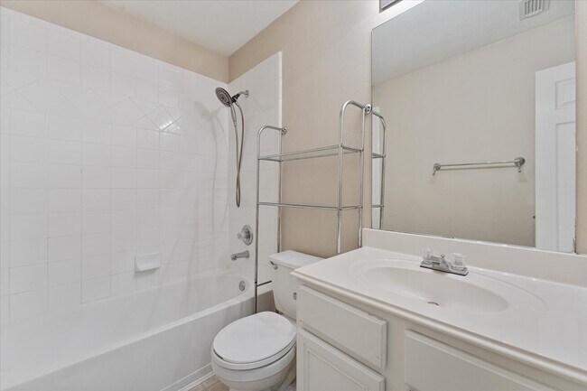 Building Photo - 23806 Spring Way Dr