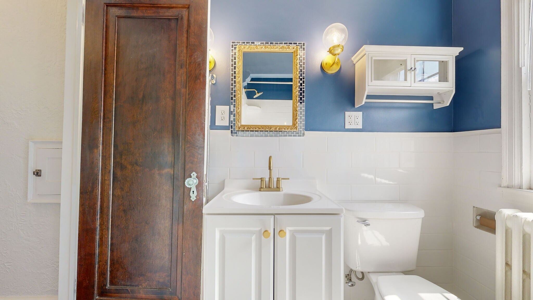 Building Photo - 4017 DuPont Ave S