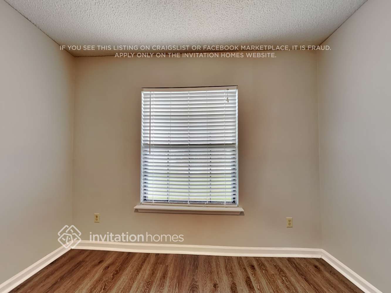 Building Photo - 12934 Staffordshire Dr S