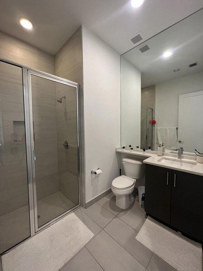 Building Photo - 17534 Rainstream Rd