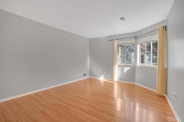 Building Photo - 1090 Schmidt Ln
