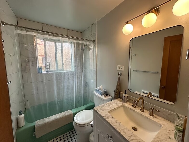 Building Photo - 1523 Ivy St