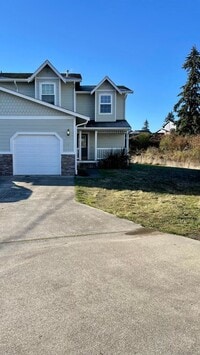 Building Photo - 725-727 Crystal Springs