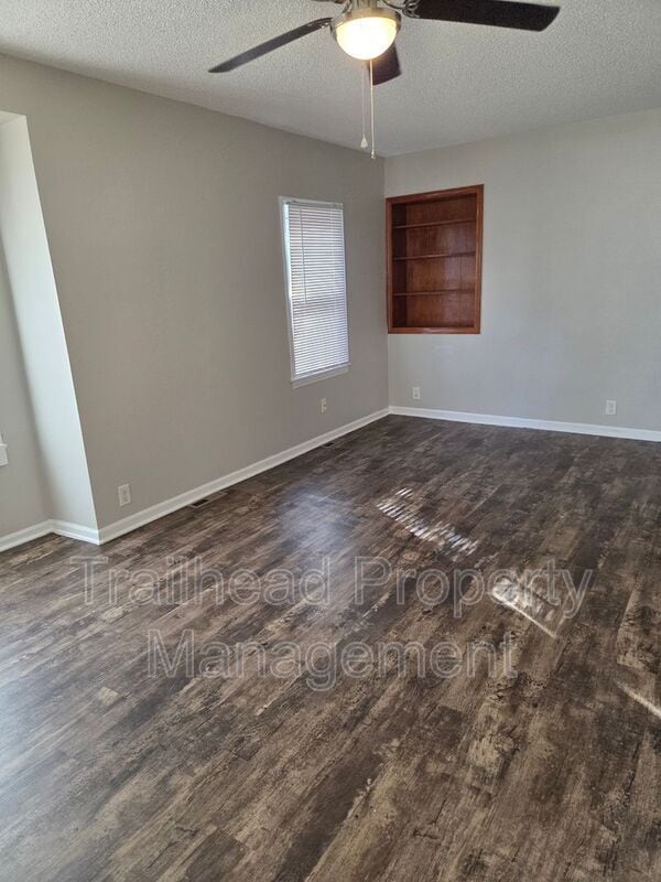 Building Photo - 1502 S Pleasant St