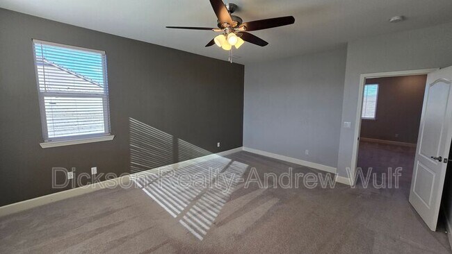 Building Photo - 2149 Neuer Dr