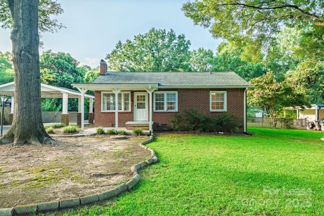 Primary Photo - 5212 Wales St