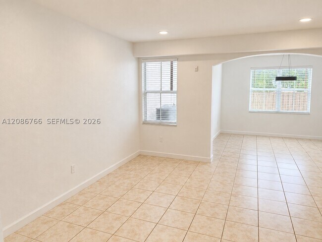 Building Photo - 11034 NW 86th Terrace
