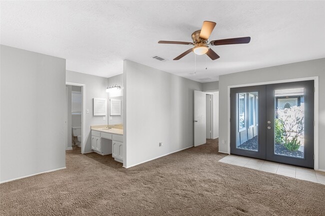 Building Photo - 442 N Compass Rose Cir