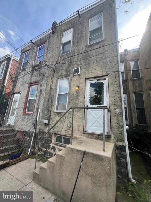 Building Photo - 1317 S Paxon St