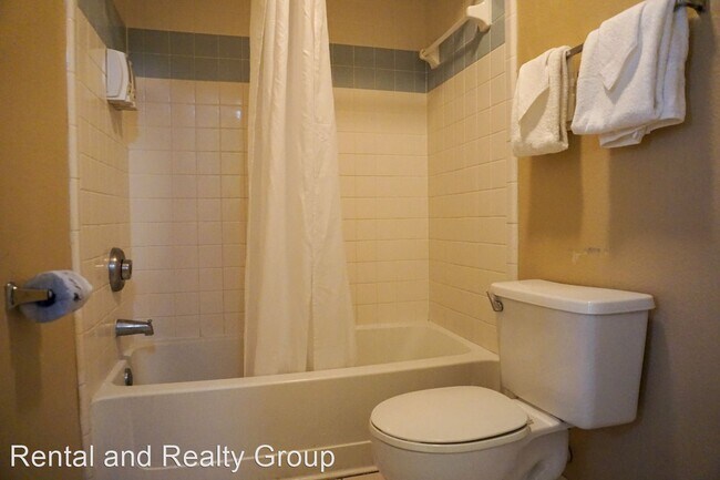 Building Photo - 4140 Enchanted Oaks Cir