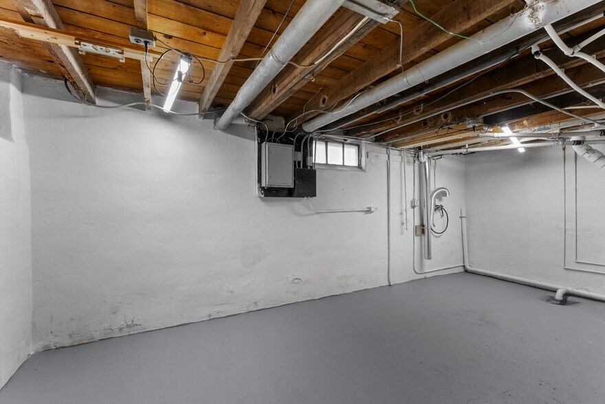 Building Photo - 917 N 18th St