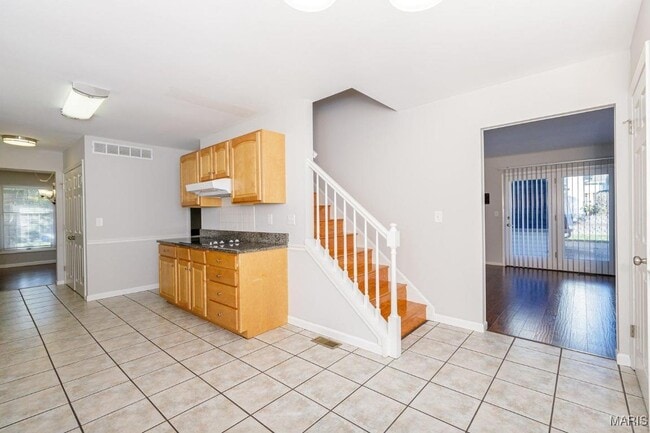 Building Photo - 1836 Rockmoor Dr