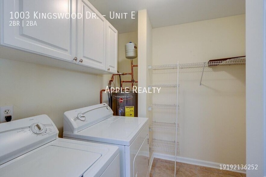 Building Photo - 1003 Kingswood Dr