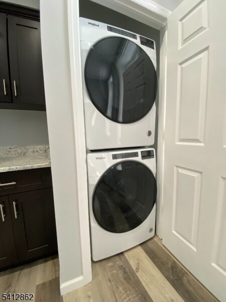 Building Photo - 388 S Main St