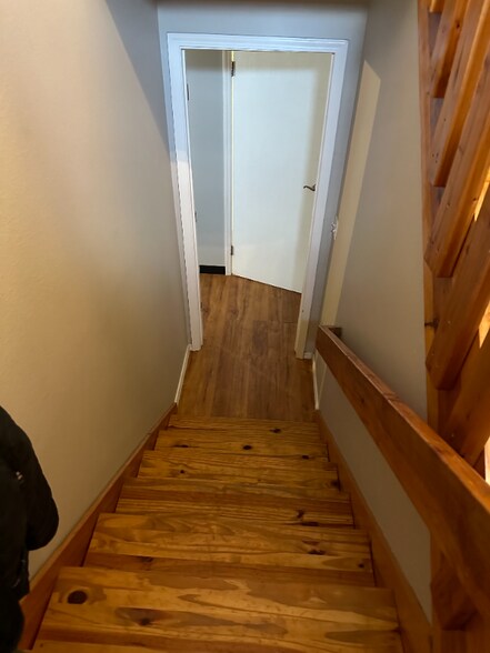 Building Photo - 9202 Cam Island Cir