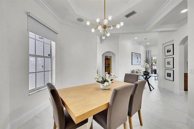 Building Photo - 11163 NW 69th Pl