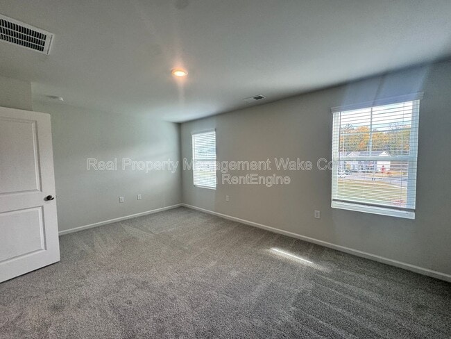 Building Photo - 2727 Chert Ln