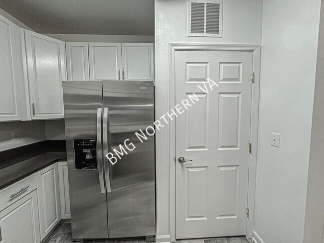 Building Photo - 4210 Mozart Brigade Ln