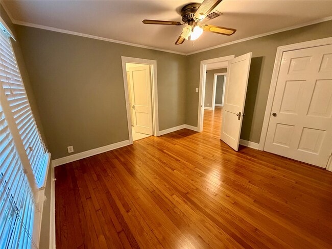 Building Photo - 1621 Cherryhurst St