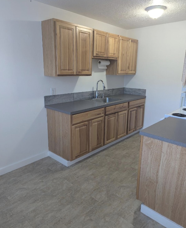 Building Photo - 610 Martin Way