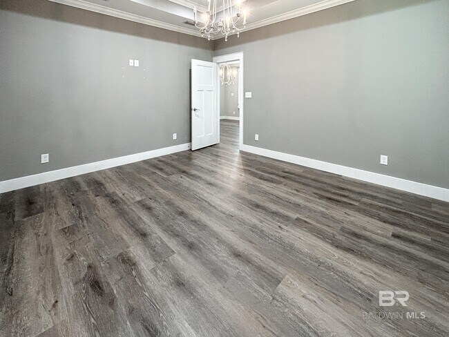 Building Photo - 8101 Carmel Cir