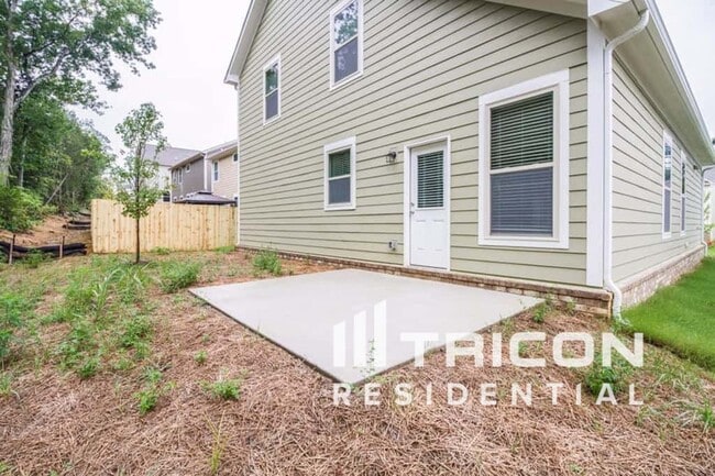Building Photo - 2021 Hamilton Hill Dr