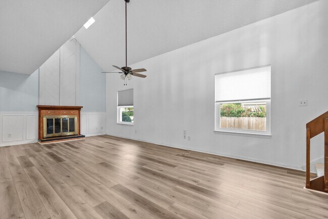 Building Photo - House for Rent in Virginia Beach!