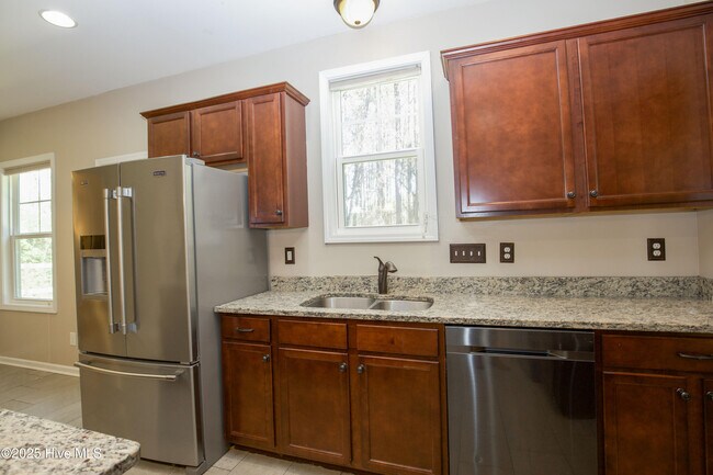 Building Photo - 130 Timberhurst Ct
