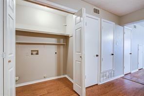 Building Photo - 3049 Olympia Dr