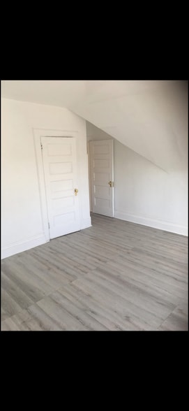 Building Photo - 357 Bedford Ave