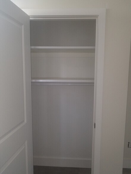 Closet - 193 Seymour Ave
