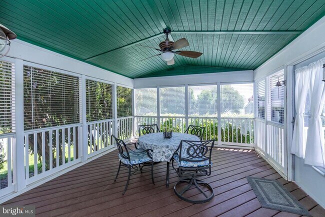 Building Photo - 740 Hickory Limb Cir