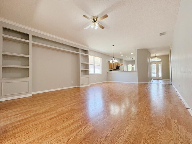 Building Photo - 5004 Alavista Dr