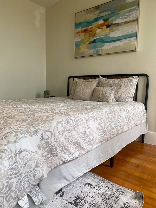 Building Photo - 19 Fifth Ave